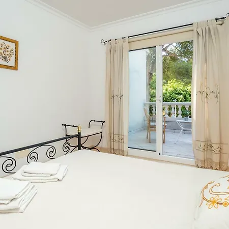 Tamarells With Garden Next To Alcudia بورت ذالكوذيا